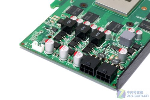 核心935MHz 双敏超强GTX460实物拆解